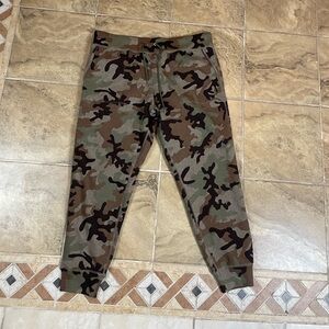 NWT $125 Polo Ralph Lauren Camo Sweatpants/Joggers Men’s Size XL